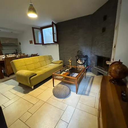 Il Caminetto Feriehus Dormelletto